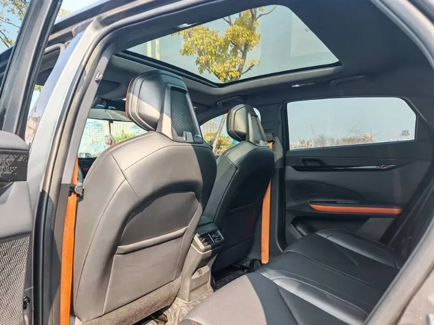 2022 ChangAn UNI-V 1.5T 188HP L4 7DCT,autocango,china used car exporter,china ev exporter,chinese used car exporter,chinese used ev exporter