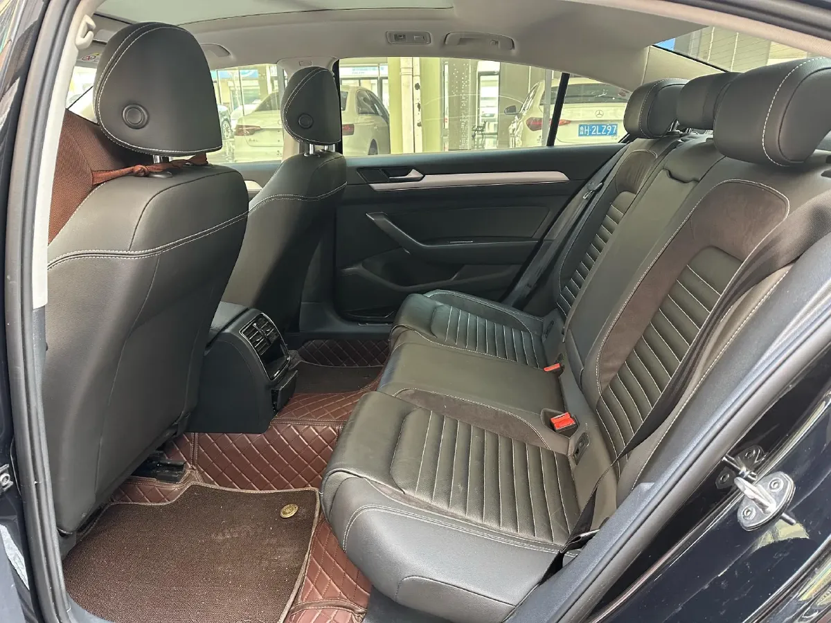 2020 Volkswagen Magotan 1.4T 150HP L4 7DCT,autocango,china used car exporter,china ev exporter,chinese used car exporter,chinese used ev exporter