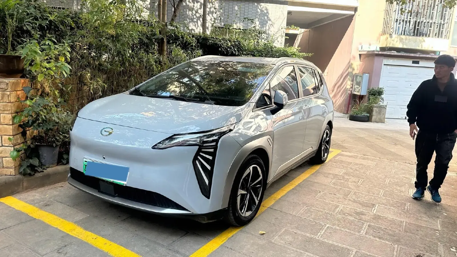 2024 Aion Y BEV 68.2KWH