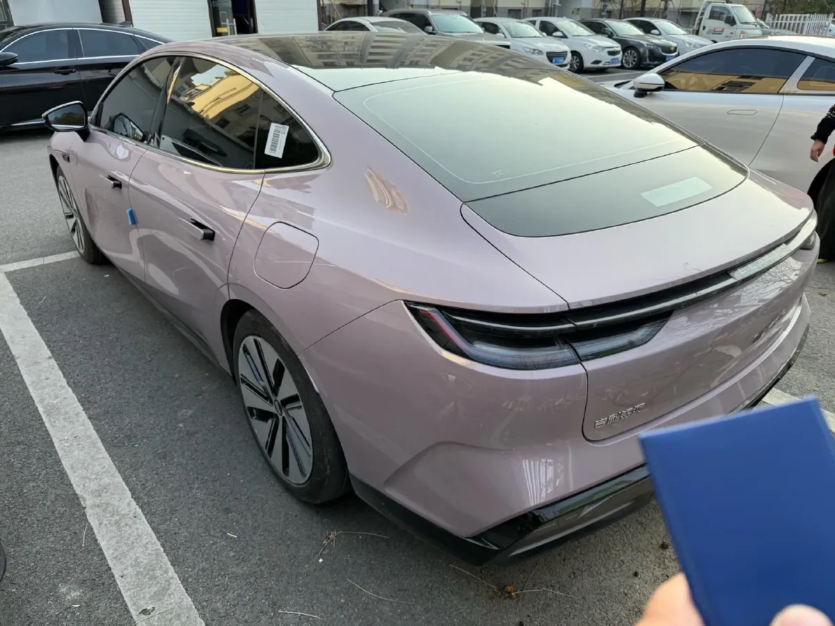 2024 Geely Galaxy E8 BEV 62KWH,autocango,china used car exporter,china ev exporter,chinese used car exporter,chinese used ev exporter