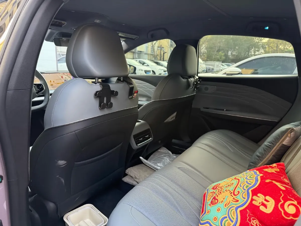 2024 Geely Galaxy E8 BEV 62KWH,autocango,china used car exporter,china ev exporter,chinese used car exporter,chinese used ev exporter