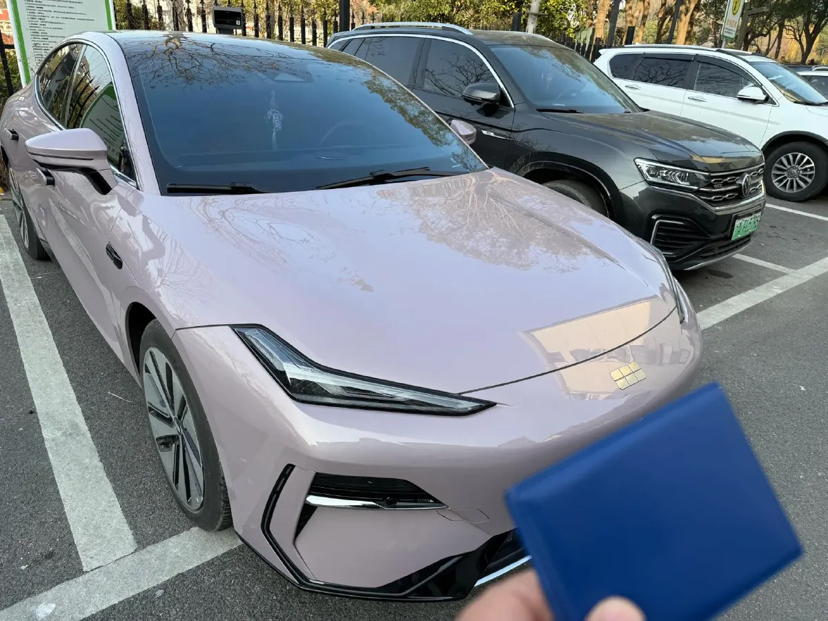 2024 Geely Galaxy E8 BEV 62KWH,autocango,china used car exporter,china ev exporter,chinese used car exporter,chinese used ev exporter