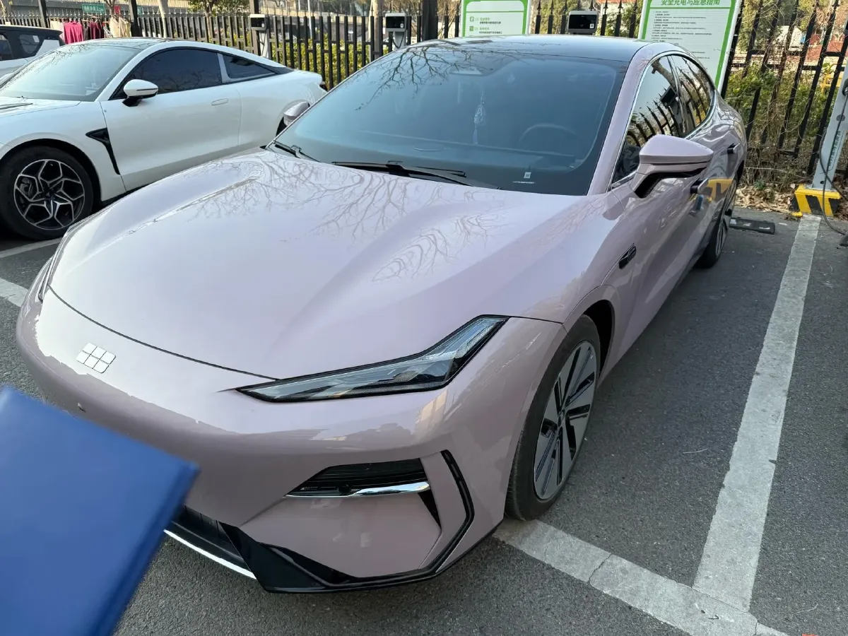 2024 Geely Galaxy E8 BEV 62KWH,autocango,china used car exporter,china ev exporter,chinese used car exporter,chinese used ev exporter