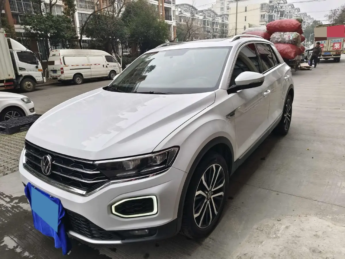 2021 Volkswagen T-Roc 1.4T 150HP L4 7DCT