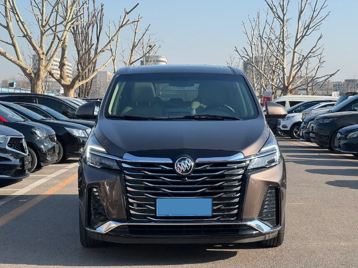 2023 Buick GL8 2.0T 237HP L4 9AT,autocango,china used car exporter,china ev exporter,chinese used car exporter,chinese used ev exporter