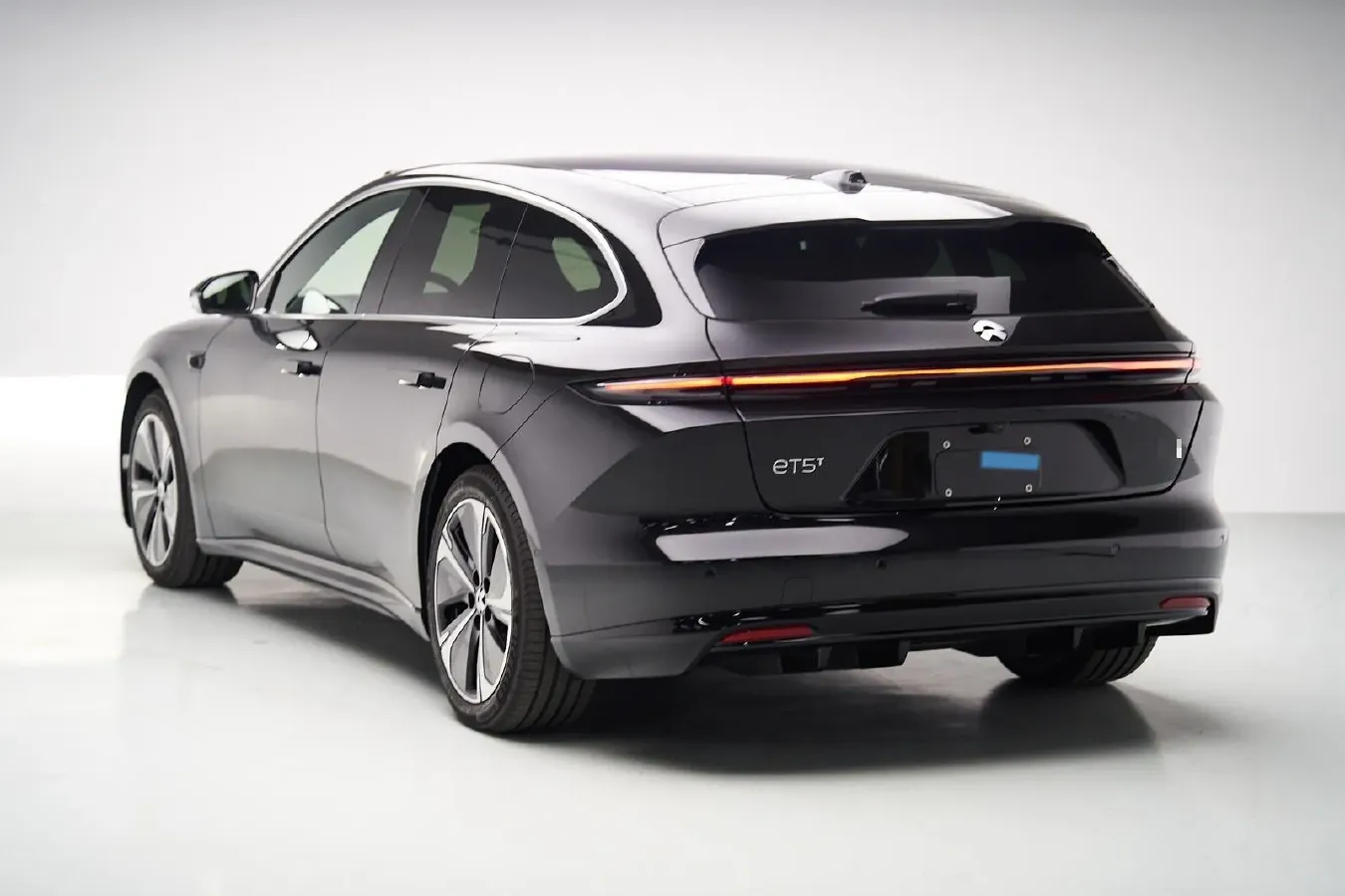 2025 NIO ET5T BEV,autocango,china used car exporter,china ev exporter,chinese used car exporter,chinese used ev exporter