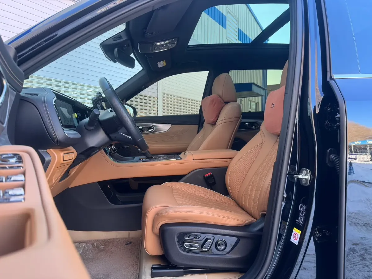 2024 GAC Trumpchi GS8 2.0T 190HP L4 E-CVT Hybrid,autocango,china used car exporter,china ev exporter,chinese used car exporter,chinese used ev exporter