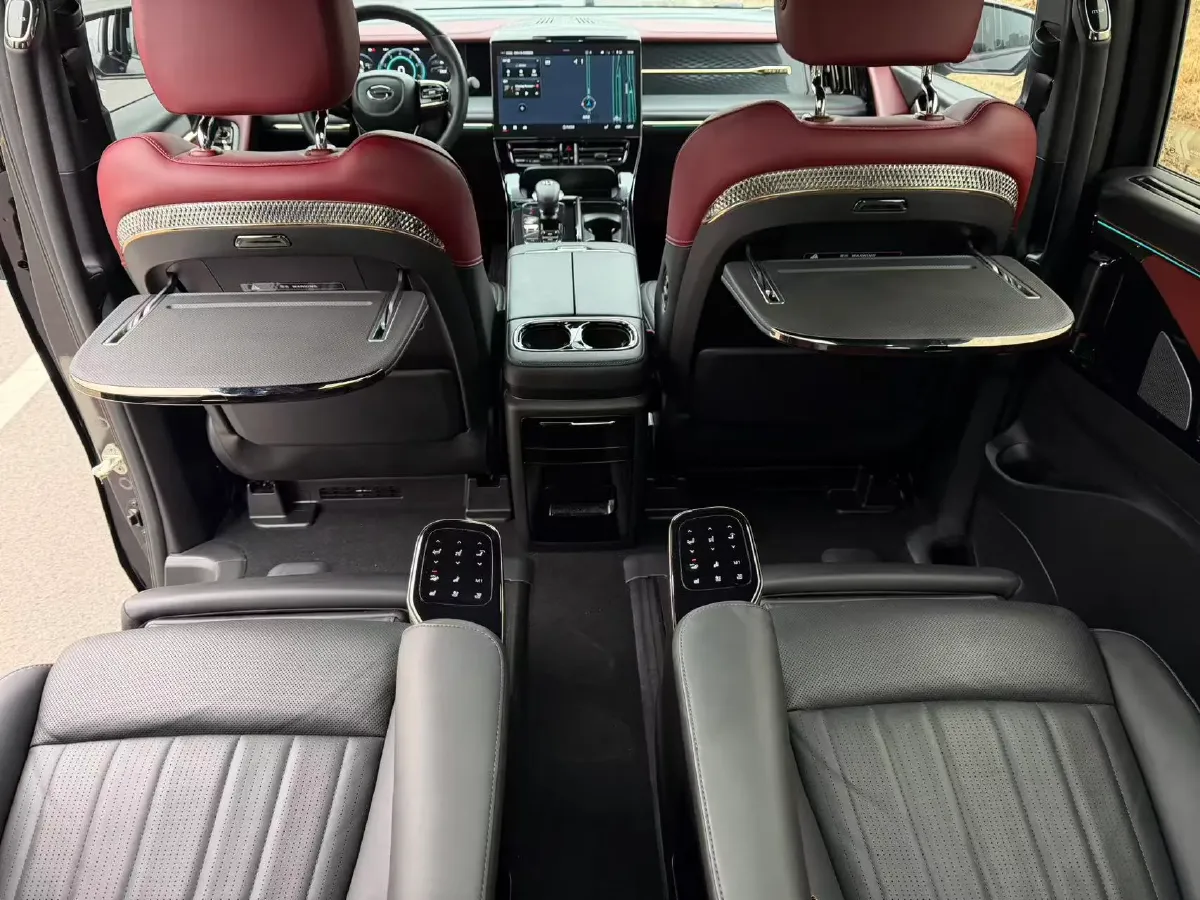 2023 GAC Trumpchi M8 2.0T 252HP L4 8AT,autocango,china used car exporter,china ev exporter,chinese used car exporter,chinese used ev exporter