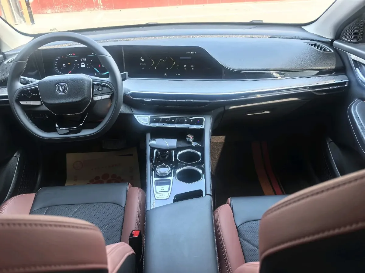 2025 ChangAn Eado 1.4T 160HP L4 7DCT,autocango,china used car exporter,china ev exporter,chinese used car exporter,chinese used ev exporter