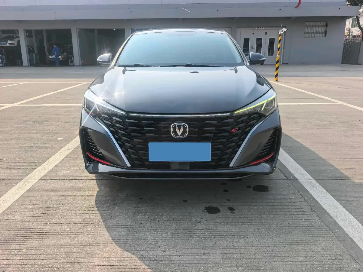 2025 ChangAn Eado 1.4T 160HP L4 7DCT,autocango,china used car exporter,china ev exporter,chinese used car exporter,chinese used ev exporter
