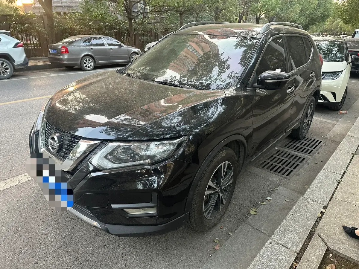 2020 Nissan X-Trail 2.5L 186HP L4 CVT