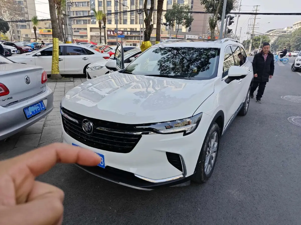 2022 Buick EnvisionPlus 1.5T 211HP L4 9AT