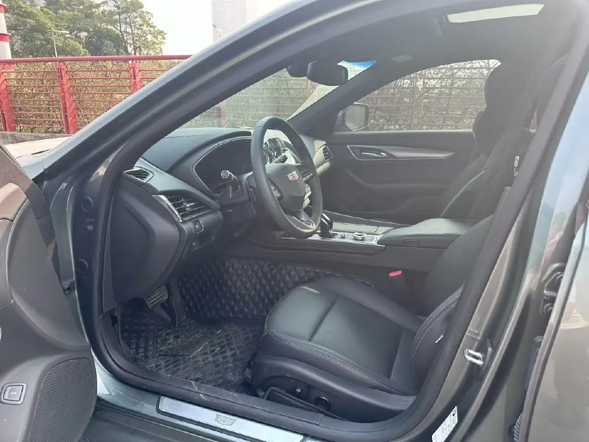 2023 Cadillac CT5 2.0T 237HP L4 10AT,autocango,china used car exporter,china ev exporter,chinese used car exporter,chinese used ev exporter