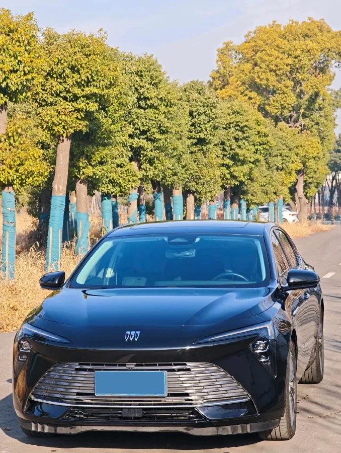 2023 Buick Larcosse 2.0T 237HP L4 9AT,autocango,china used car exporter,china ev exporter,chinese used car exporter,chinese used ev exporter