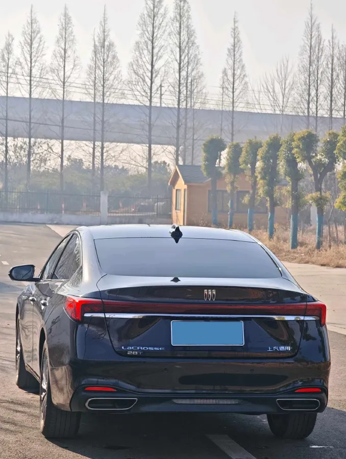 2023 Buick Larcosse 2.0T 237HP L4 9AT,autocango,china used car exporter,china ev exporter,chinese used car exporter,chinese used ev exporter