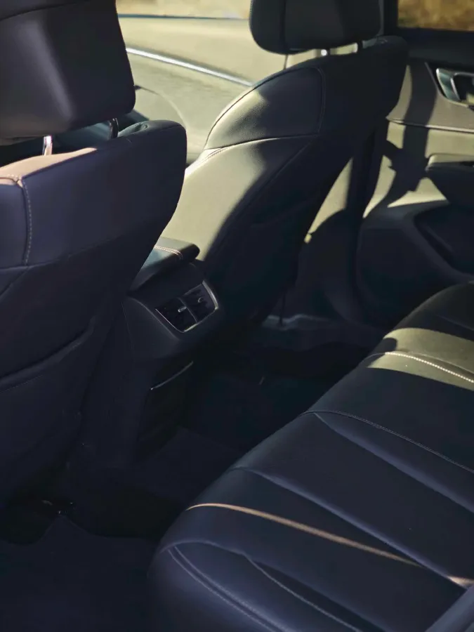 2023 Buick Larcosse 2.0T 237HP L4 9AT,autocango,china used car exporter,china ev exporter,chinese used car exporter,chinese used ev exporter