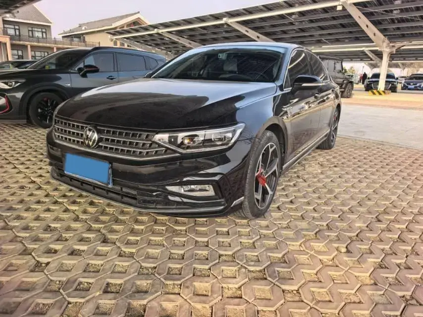 2023 Volkswagen Magotan 2.0T 186HP L4 7DCT