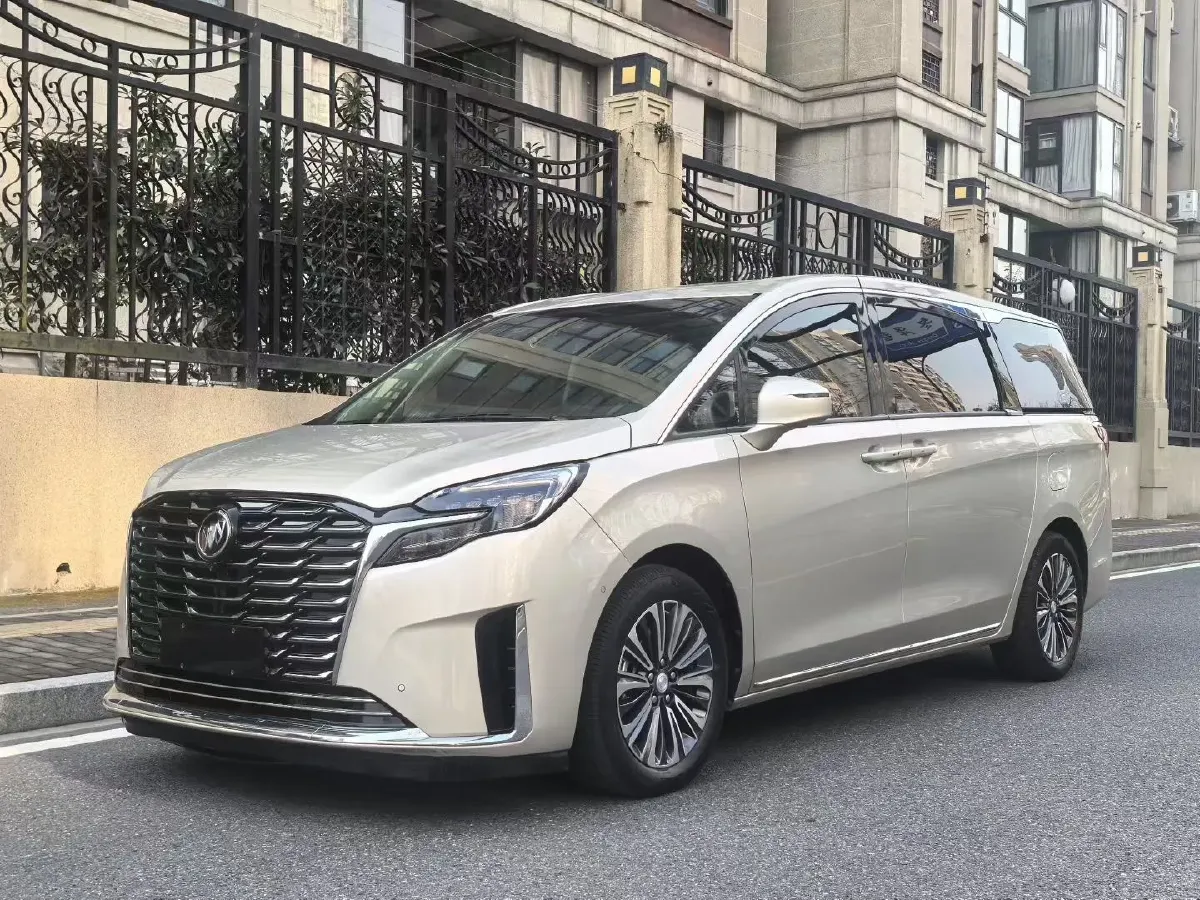 2023 Buick GL8 2.0T 237HP L4 9AT,autocango,china used car exporter,china ev exporter,chinese used car exporter,chinese used ev exporter