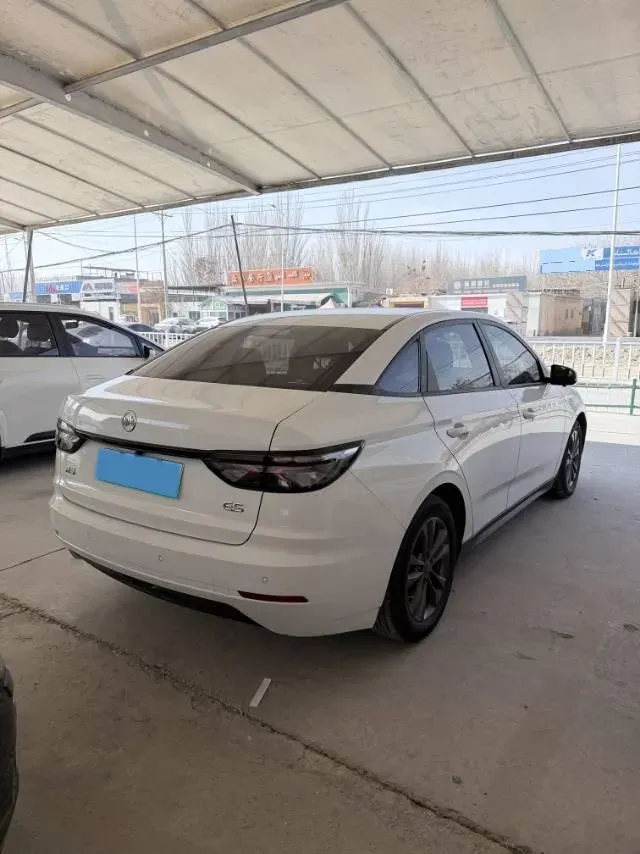 2021 Weltmeister E.5 BEV 49.92KWH,autocango,china used car exporter,china ev exporter,chinese used car exporter,chinese used ev exporter