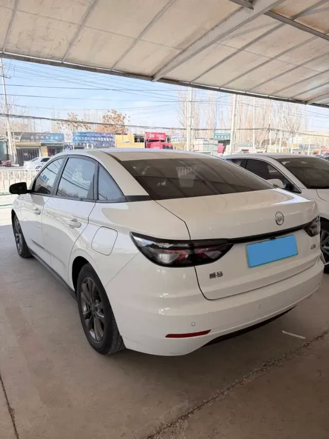 2021 Weltmeister E.5 BEV 49.92KWH,autocango,china used car exporter,china ev exporter,chinese used car exporter,chinese used ev exporter