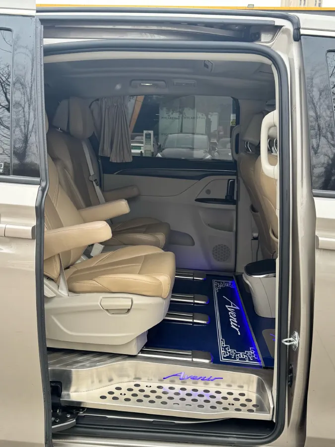 2023 Buick GL8 2.0T 237HP L4 9AT,autocango,china used car exporter,china ev exporter,chinese used car exporter,chinese used ev exporter