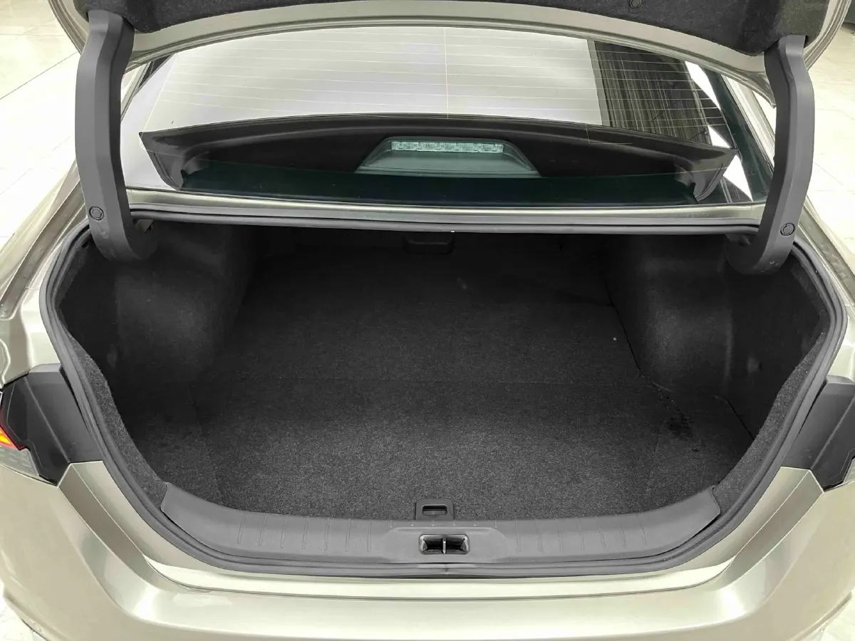 2022 Nissan Teana 2.0L 156HP L4 CVT,autocango,china used car exporter,china ev exporter,chinese used car exporter,chinese used ev exporter