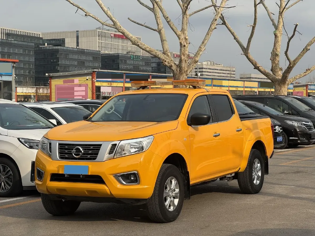 2022 Nissan Navara 2.5L 190HP L4 6MT,autocango,china used car exporter,china ev exporter,chinese used car exporter,chinese used ev exporter