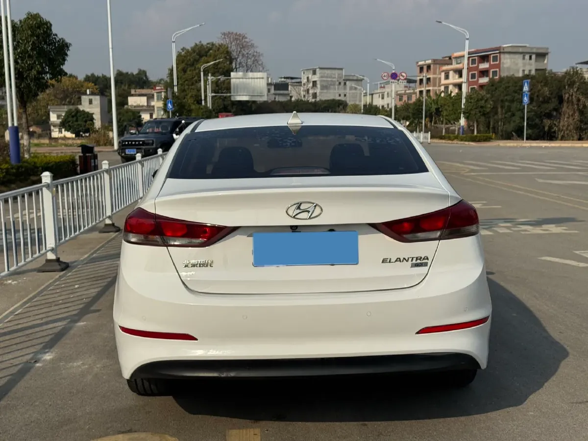 2016 Hyundai Elantra 1.6L 130HP L4 6AT,autocango,china used car exporter,china ev exporter,chinese used car exporter,chinese used ev exporter