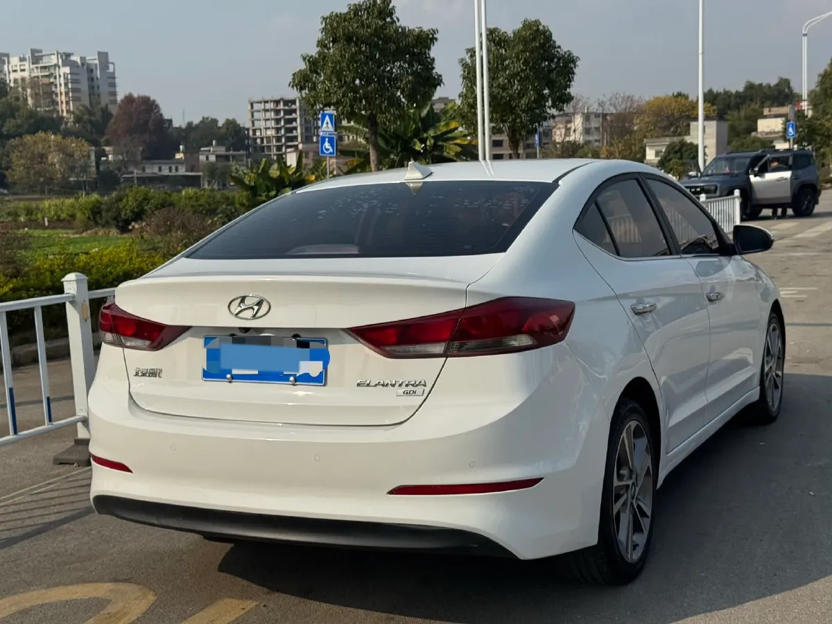 2016 Hyundai Elantra 1.6L 130HP L4 6AT,autocango,china used car exporter,china ev exporter,chinese used car exporter,chinese used ev exporter