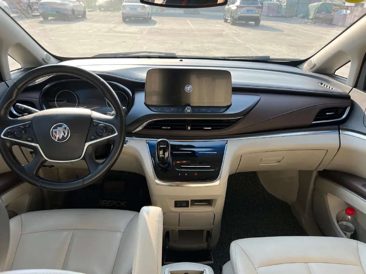 2021 Buick GL8 2.0T 237HP L4 9AT,autocango,china used car exporter,china ev exporter,chinese used car exporter,chinese used ev exporter