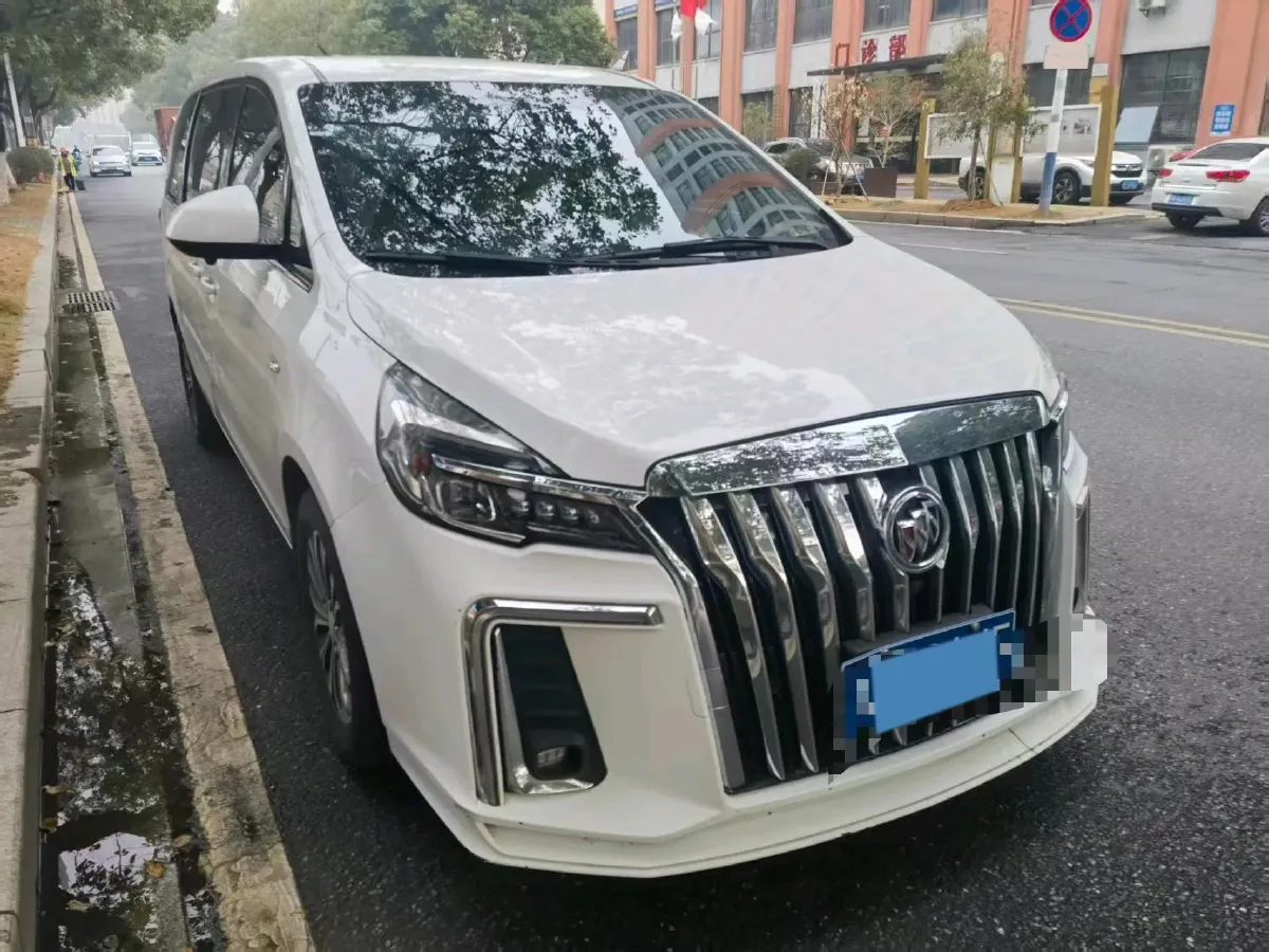 2022 Buick GL8 2.0T 237HP L4 9AT,autocango,china used car exporter,china ev exporter,chinese used car exporter,chinese used ev exporter