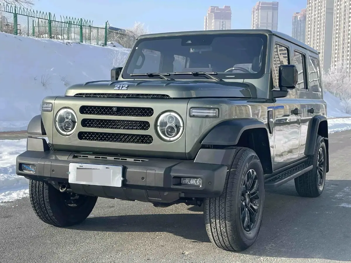 2024 212 212 T01 2.0T 252HP L4 8AT