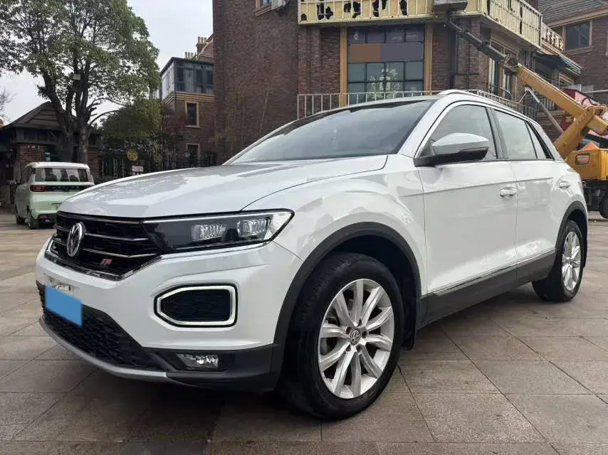 2020 Volkswagen T-Roc 1.4T 150HP L4 7DCT