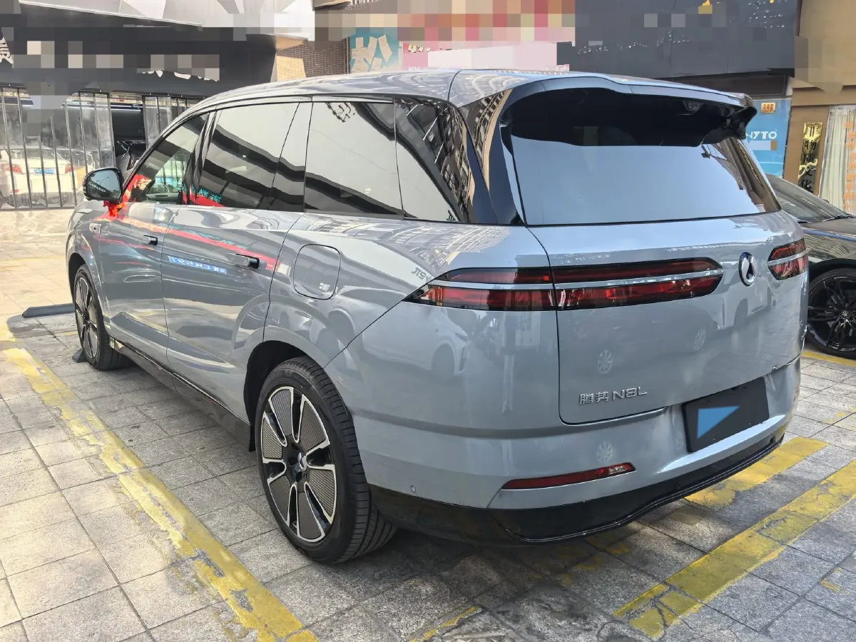 2025 Denza DenzaN8L 2.0T 207HP L4 E-CVT PHEV,autocango,china used car exporter,china ev exporter,chinese used car exporter,chinese used ev exporter