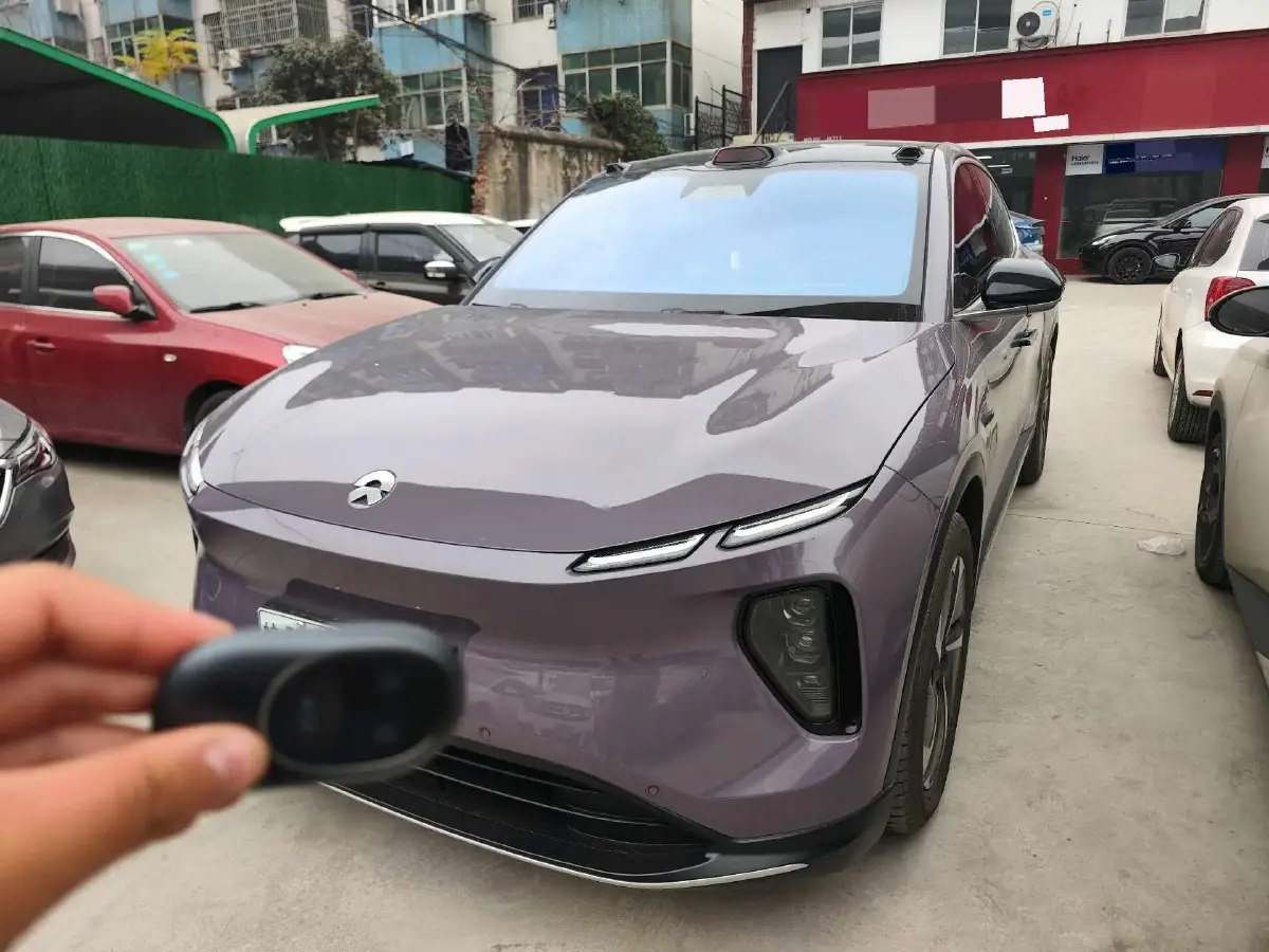 2023 NIO EC6 BEV 75KWH