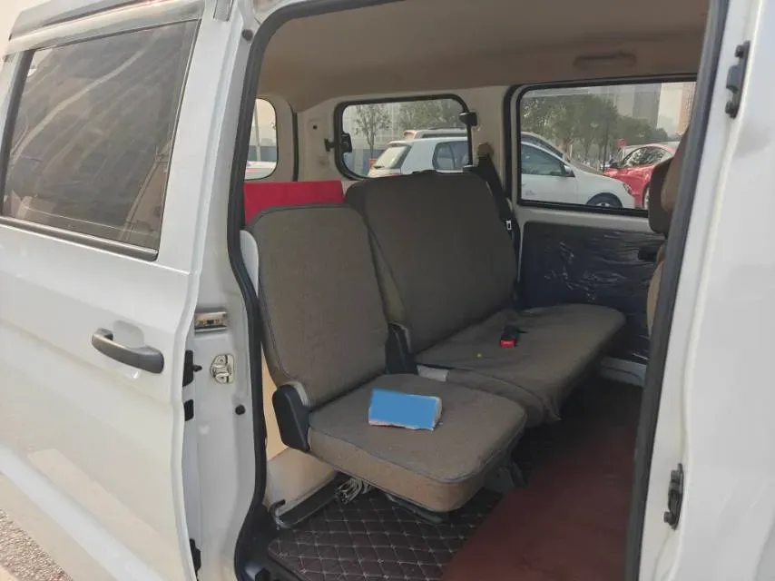 2021 ChangAn KuaYue KuaYueWang X3 1.6L 122HP L4 5MT,autocango,china used car exporter,china ev exporter,chinese used car exporter,chinese used ev exporter