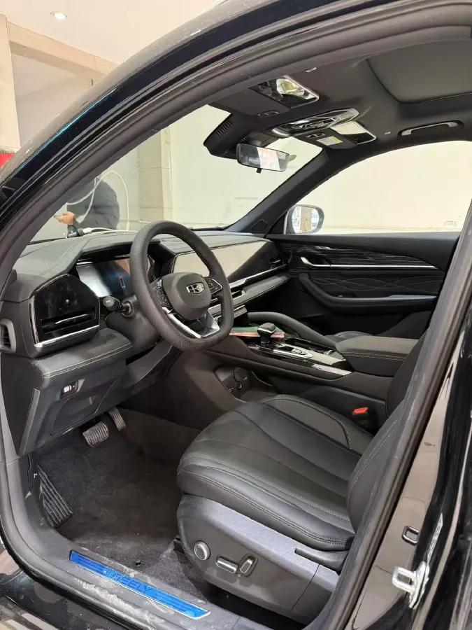 2024 Geely Monjaro 2.0T 218HP L4 7DCT,autocango,china used car exporter,china ev exporter,chinese used car exporter,chinese used ev exporter