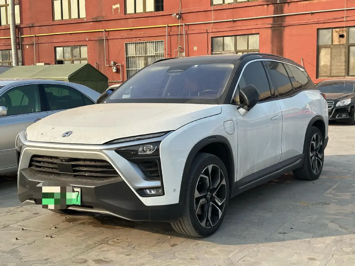 2018 NIO ES8 BEV 70KWH