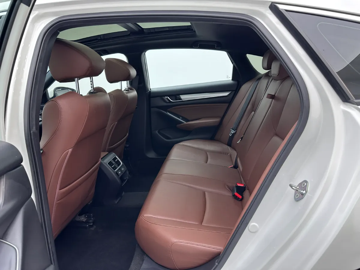 2022 Honda Inspire 2.0L 146HP L4 E-CVT Hybrid,autocango,china used car exporter,china ev exporter,chinese used car exporter,chinese used ev exporter