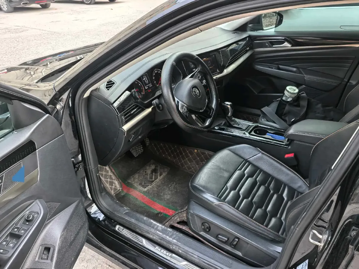 2019 Skoda Kodiak 2.0T 186HP L4 7DCT,autocango,china used car exporter,china ev exporter,chinese used car exporter,chinese used ev exporter