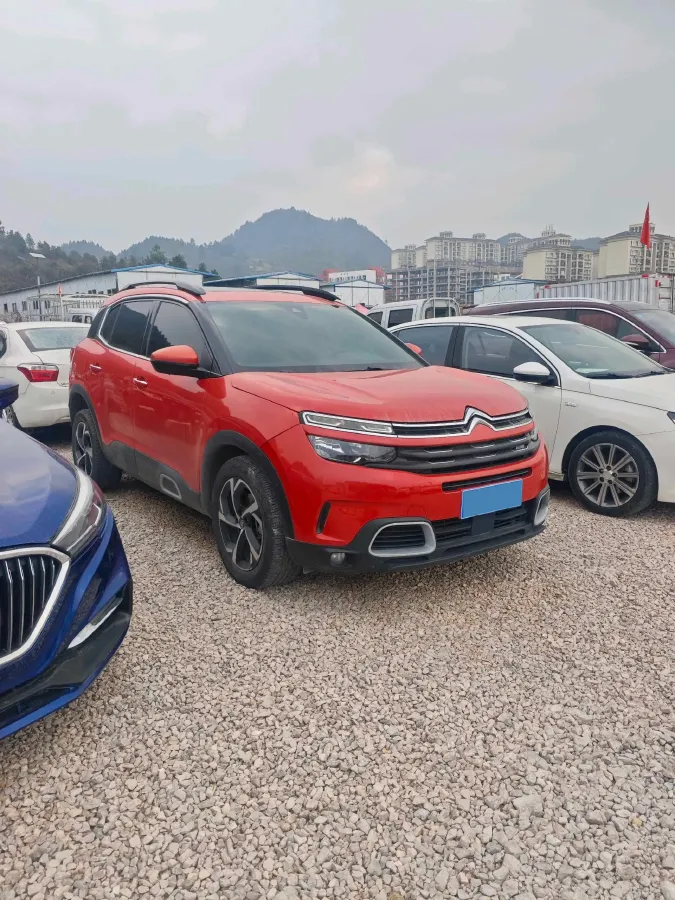 2017 Citroen C5 Aircross 1.6T 167HP L4 6AT,autocango,china used car exporter,china ev exporter,chinese used car exporter,chinese used ev exporter