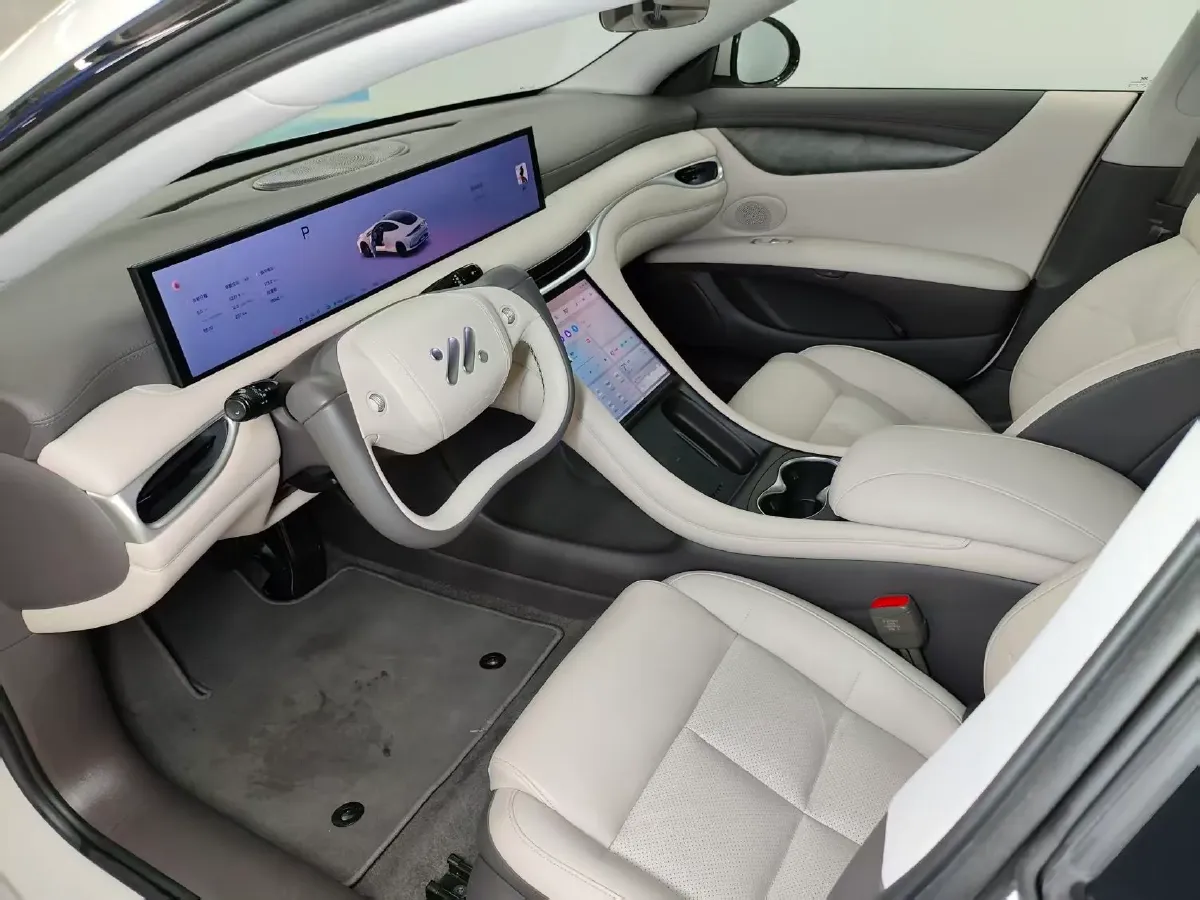 2024 IM L6 BEV 75KWH,autocango,china used car exporter,china ev exporter,chinese used car exporter,chinese used ev exporter