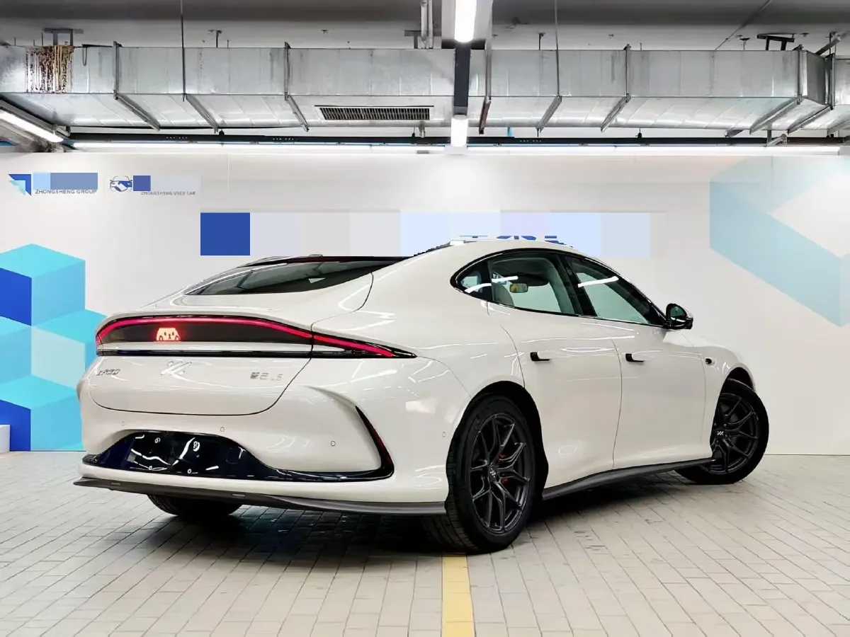 2024 IM L6 BEV 75KWH,autocango,china used car exporter,china ev exporter,chinese used car exporter,chinese used ev exporter