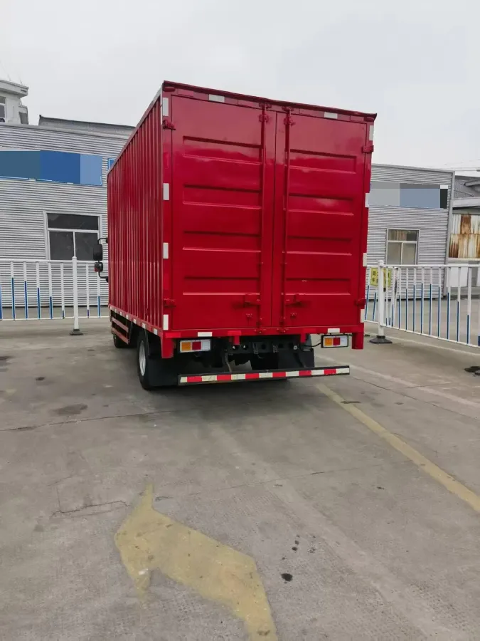 2023 Dongfeng RuiQi 2.4L 158HP L4 5MT,autocango,china used car exporter,china ev exporter,chinese used car exporter,chinese used ev exporter