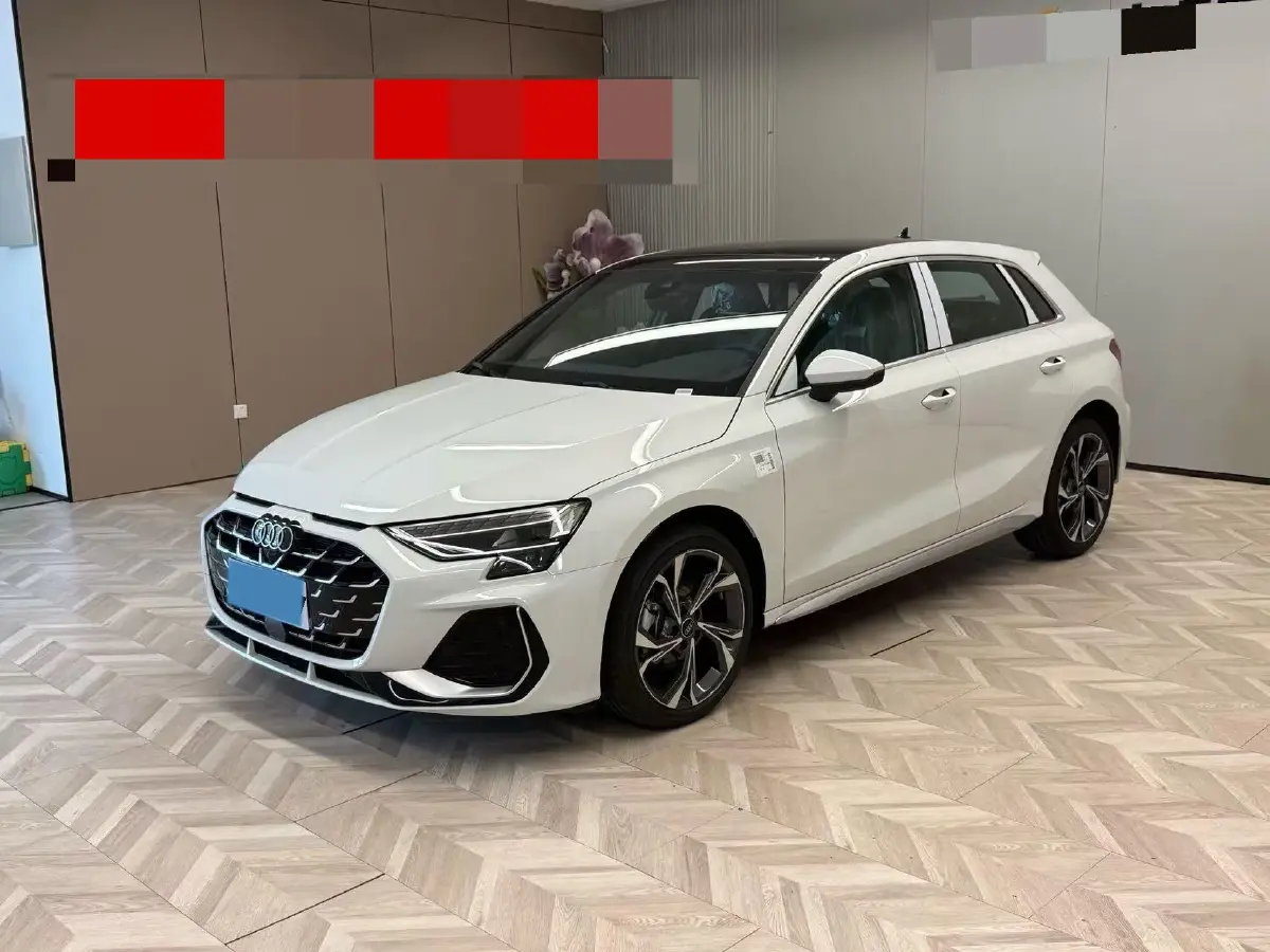 2025 Audi A3 1.5T 160HP L4 7DCT