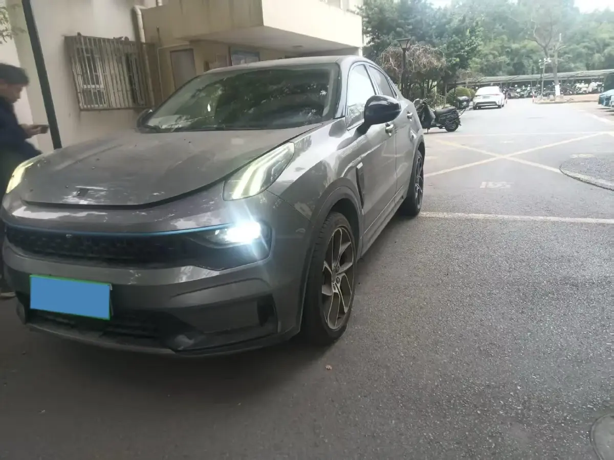 2020 LYNK&CO 05 2.0T 254HP L4 8AT