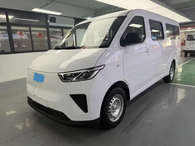 2024 WuLing YangGuang BEV 41.9KWH