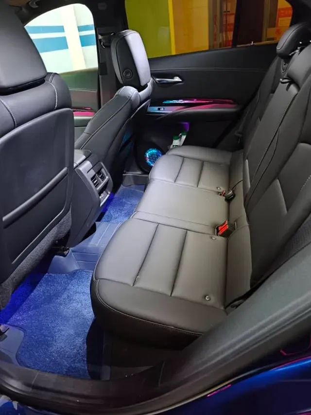 2024 Cadillac XT4 2.0T 237HP L4 9AT,autocango,china used car exporter,china ev exporter,chinese used car exporter,chinese used ev exporter