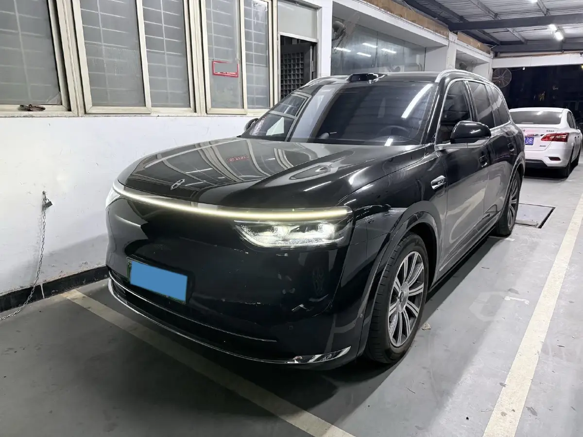 2025 AITO AITO M8 REEV 160HP REEV 53.4KWH