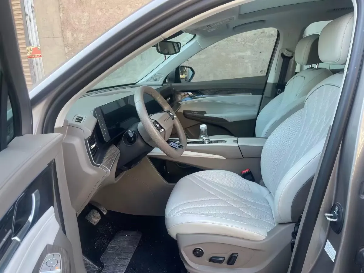 2023 Roewe RX9 2.0T 242HP L4 9AT,autocango,china used car exporter,china ev exporter,chinese used car exporter,chinese used ev exporter